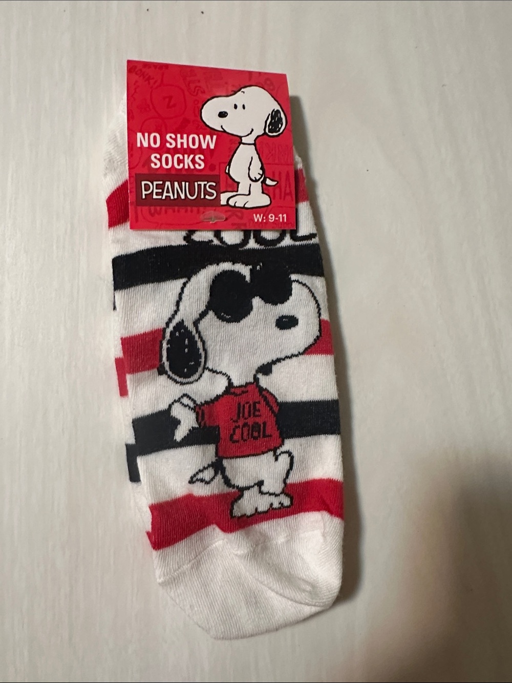 Peanuts no show socks featuring Snoopy